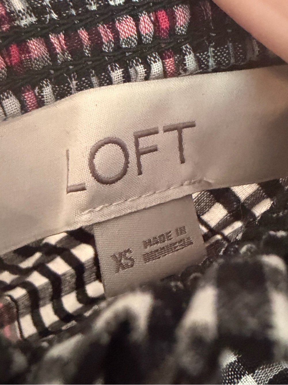 LOFT Black & White Plaid Smocked Neck Blouse with Red Accent size xs - Picture 2 of 6